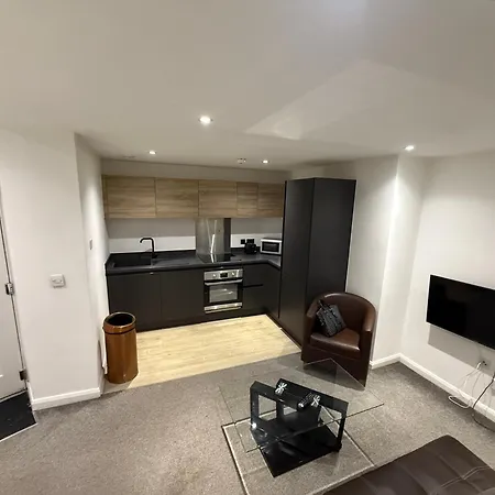 City Gate Apartments Manchester-2